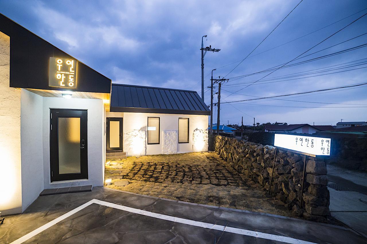 Wooyeon Handong Pension Jeju Ngoại thất bức ảnh